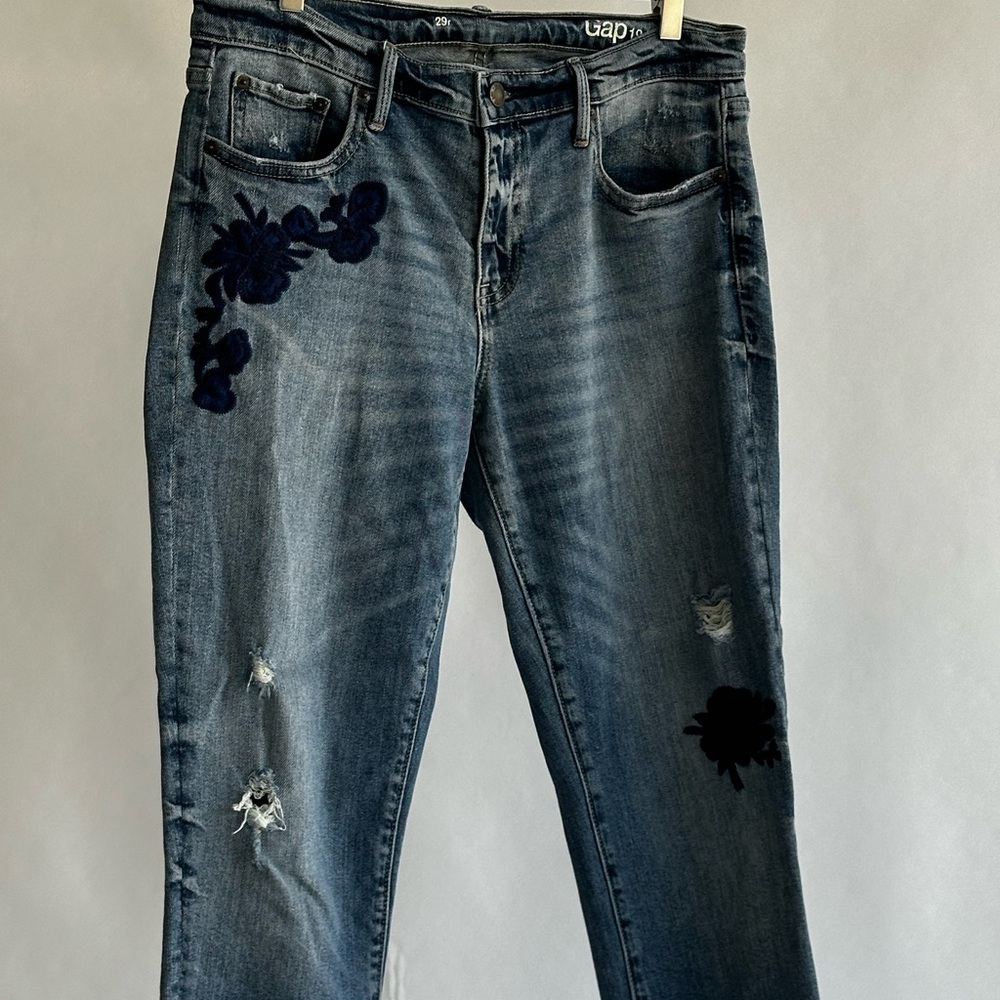 Gap Floral Embroidered Jeans - Women | Color: Blue | Size: 29